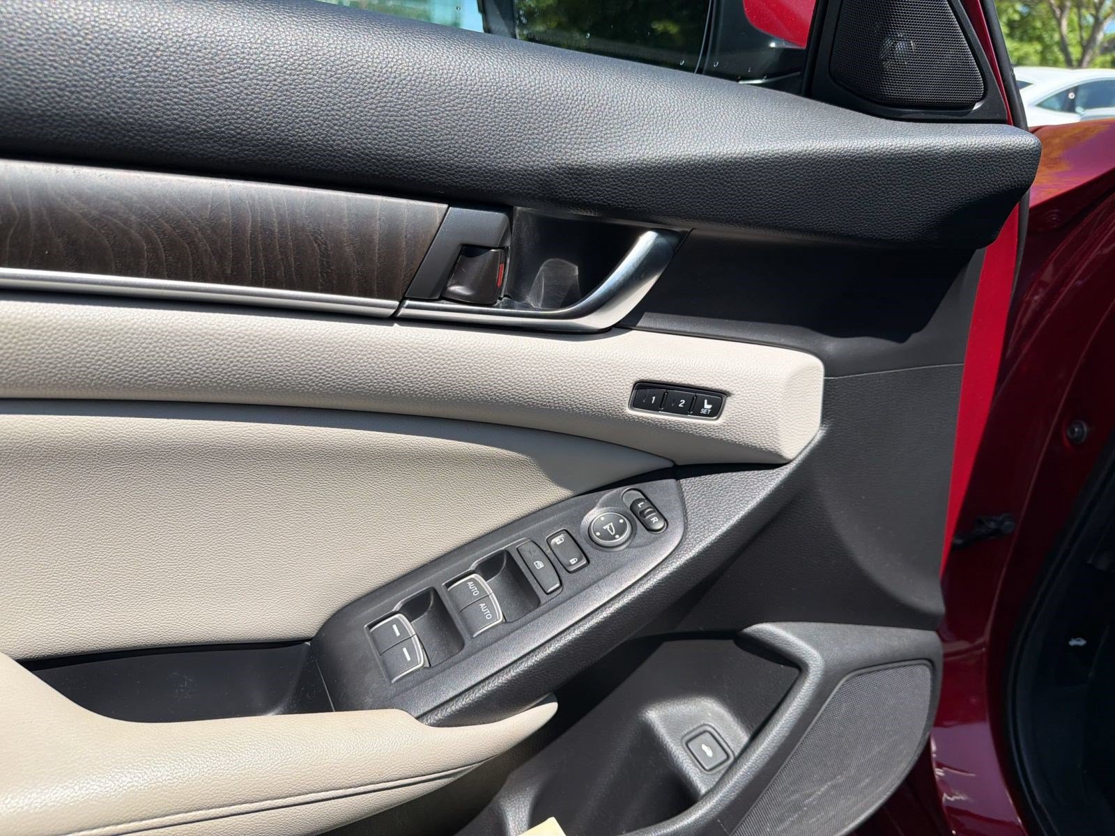Used 2019 Honda Accord EX-L image 14