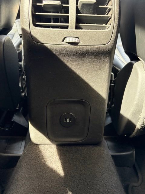 Used 2024 Ford Escape Platinum image 24