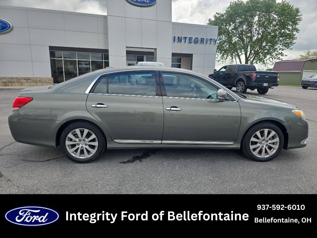 Used 2011 Toyota Avalon Limited FWD image 1
