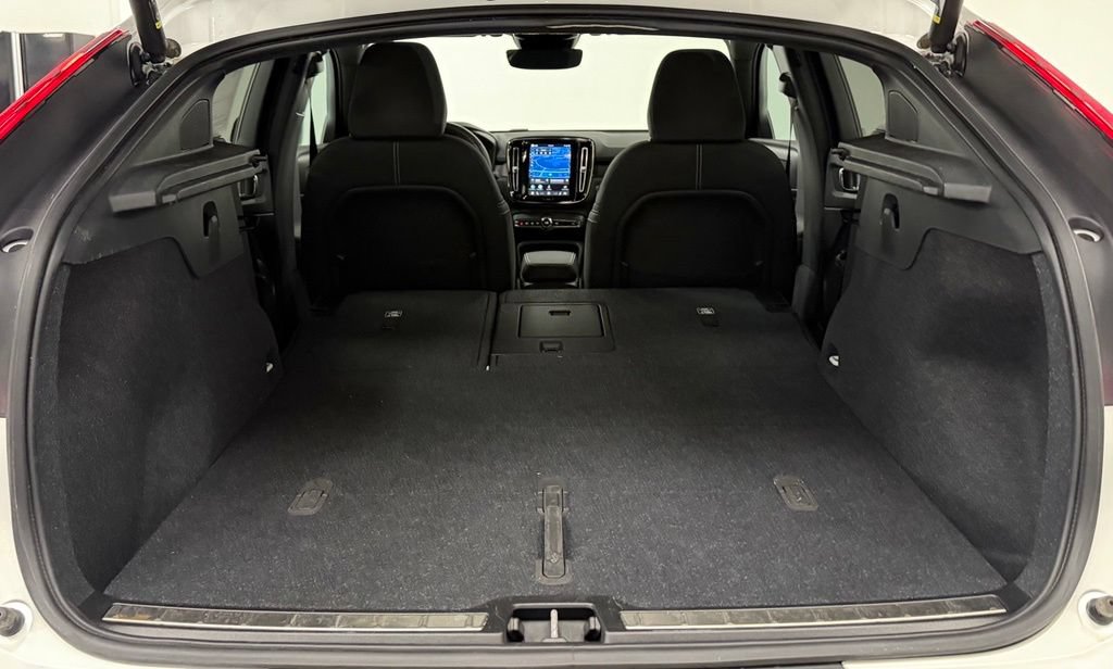 Used 2023 Volvo C40 P8 Recharge Plus AWD/4WD image 24