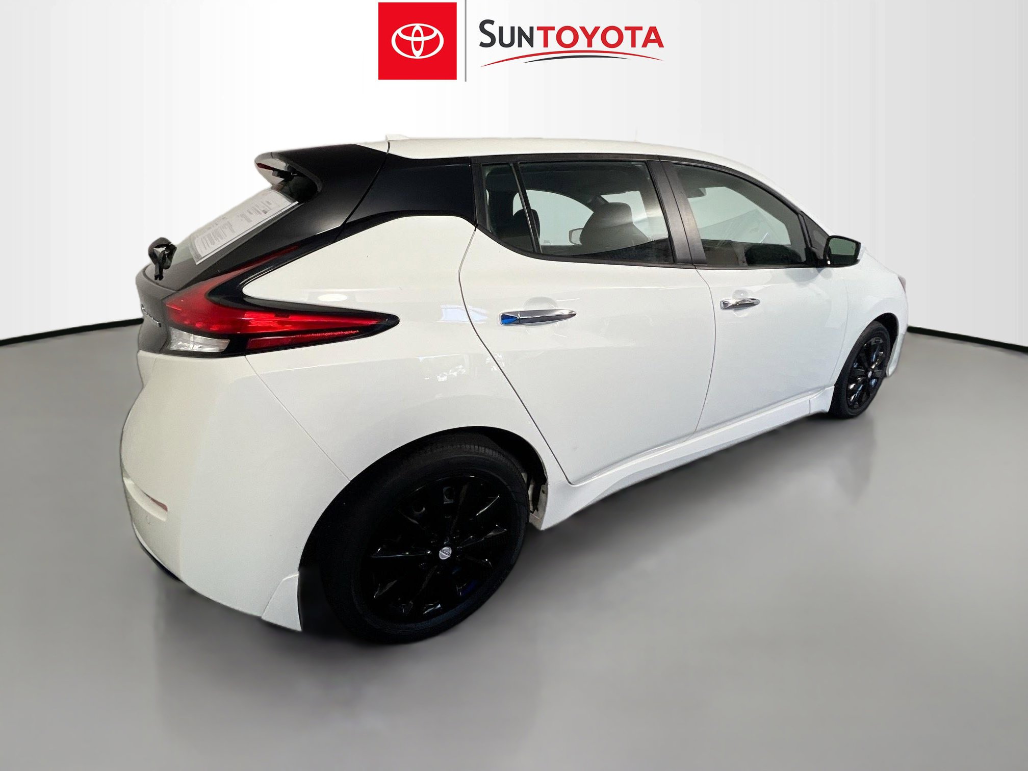 Used 2020 Nissan Leaf S w/ S Charge Package image 4