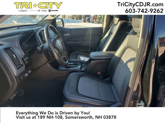 Used 2019 Chevrolet Colorado Z71 w/ Z71 Midnight Edition image 14
