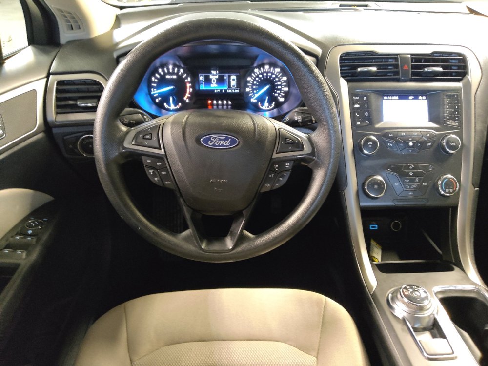 Used 2020 Ford Fusion S image 22