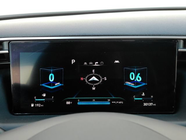 Used 2022 Hyundai Tucson Limited AWD/4WD image 38