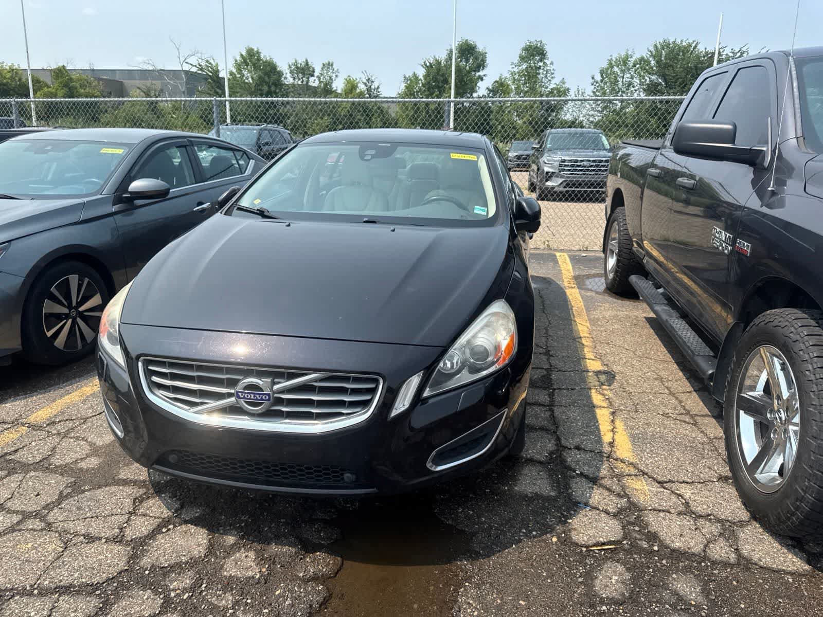 Used 2013 Volvo S60 T5 FWD image 3