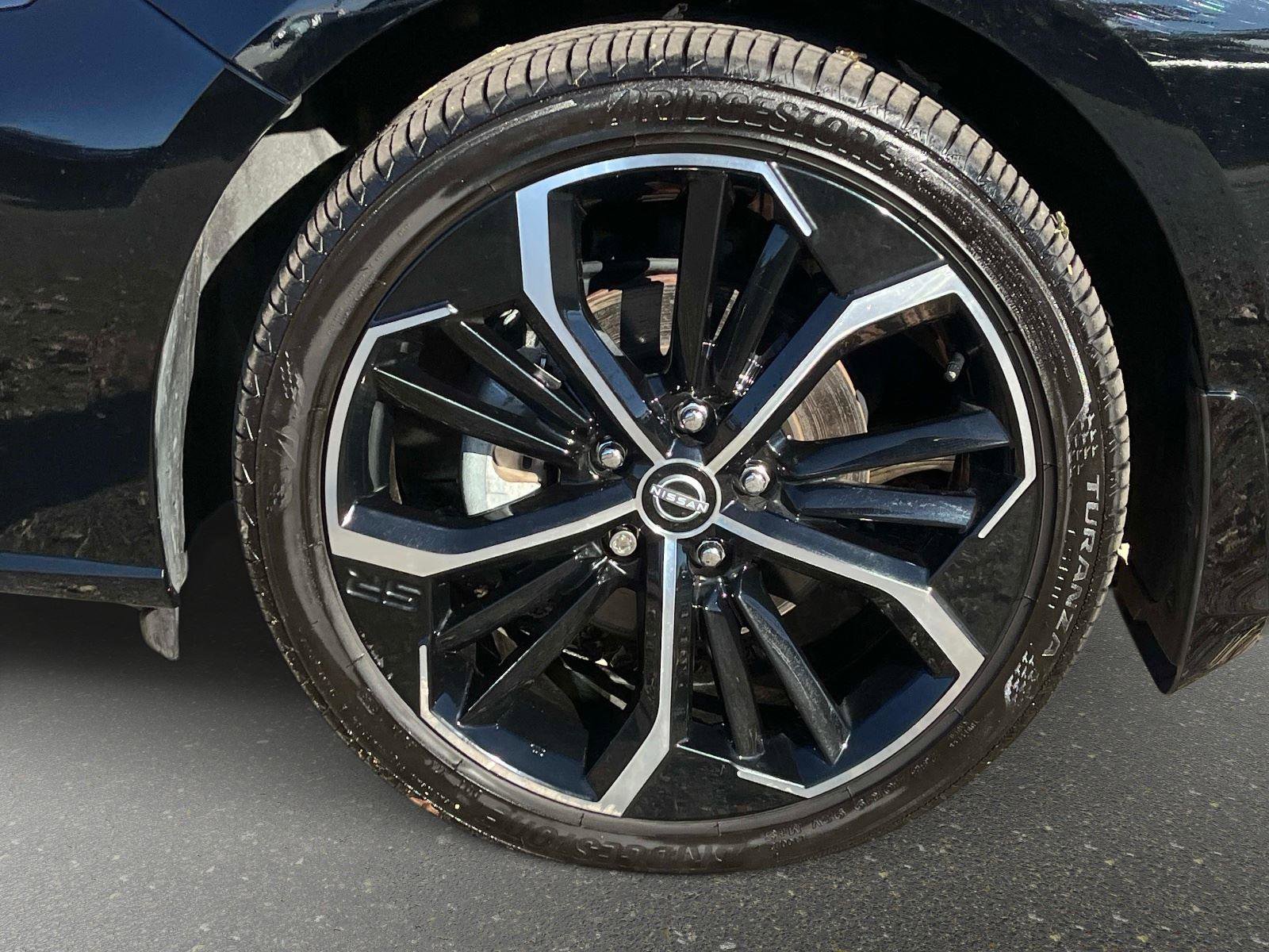 Used 2024 Nissan Altima 2.5 SR w/ SR Premium Package image 9