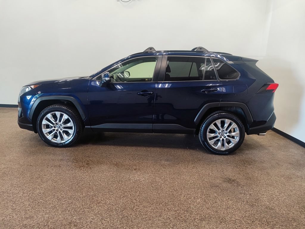Used 2019 Toyota RAV4 XLE Premium w/ Cold Weather Package AWD/4WD image 2