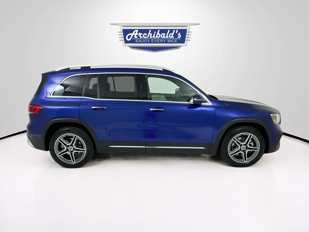 Used 2021 Mercedes-Benz GLB 250 4MATIC image 9