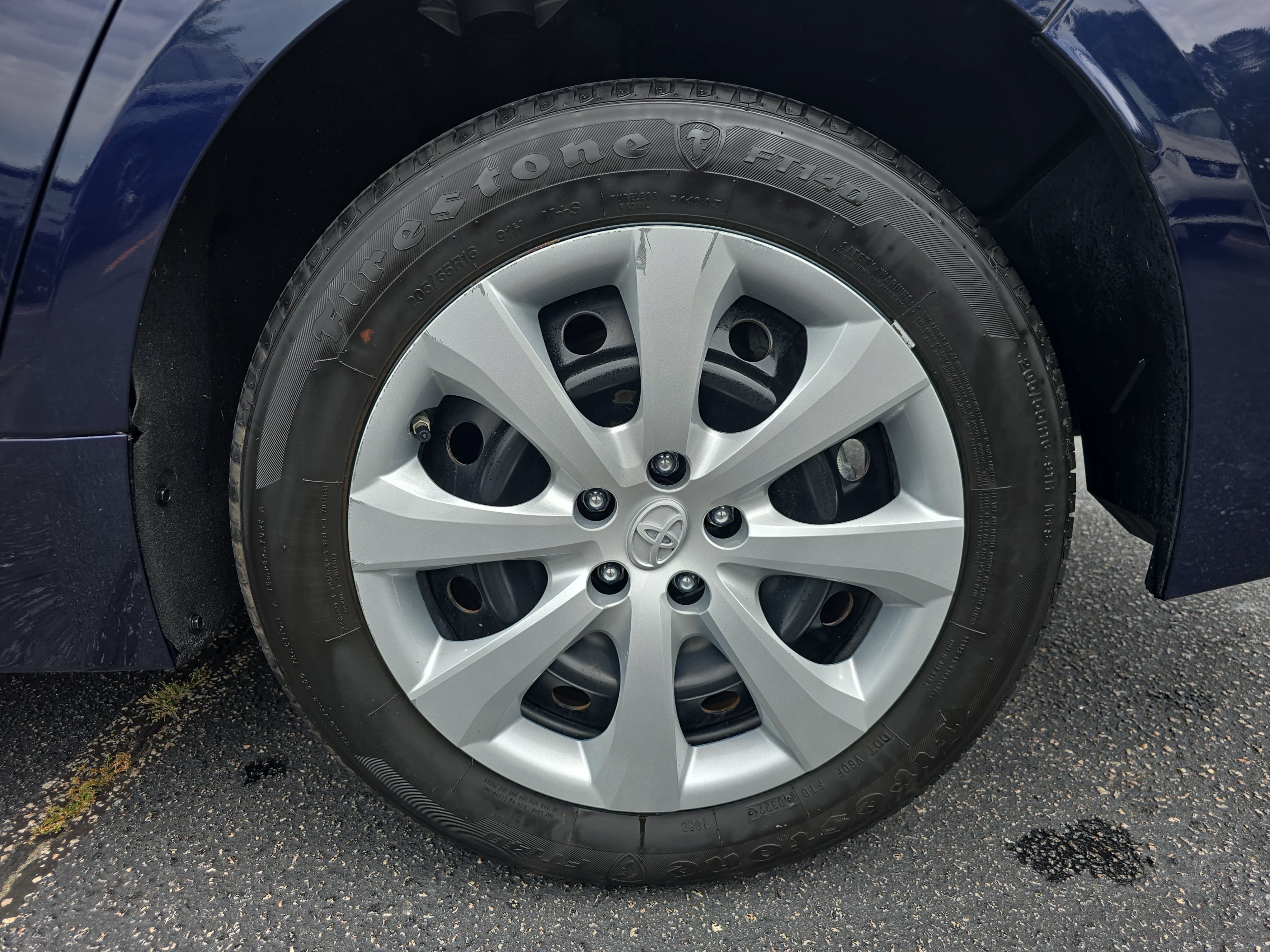 Used 2022 Toyota Corolla LE FWD image 31