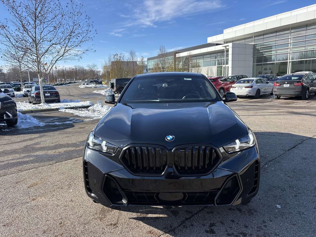 New 2026 BMW X6 xDrive40i w/ Executive Package image 2