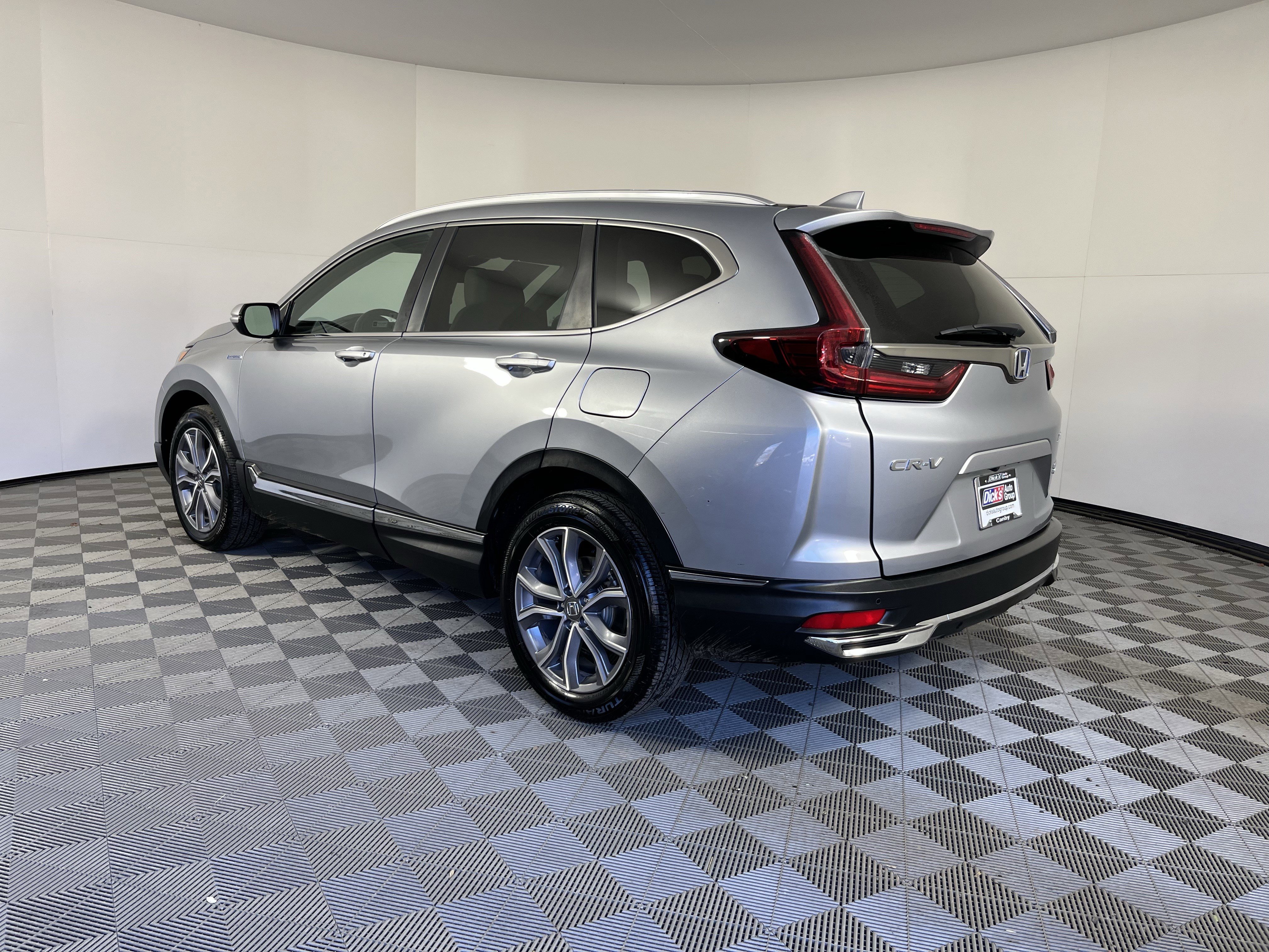Used 2022 Honda CR-V Touring image 3