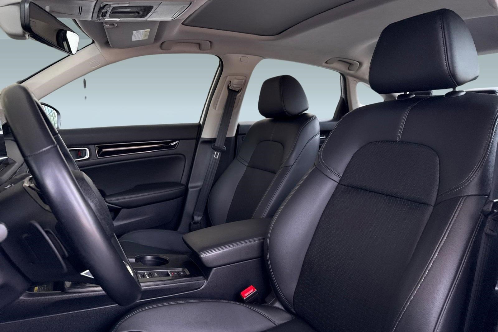 Certified 2024 Honda Civic Touring image 5