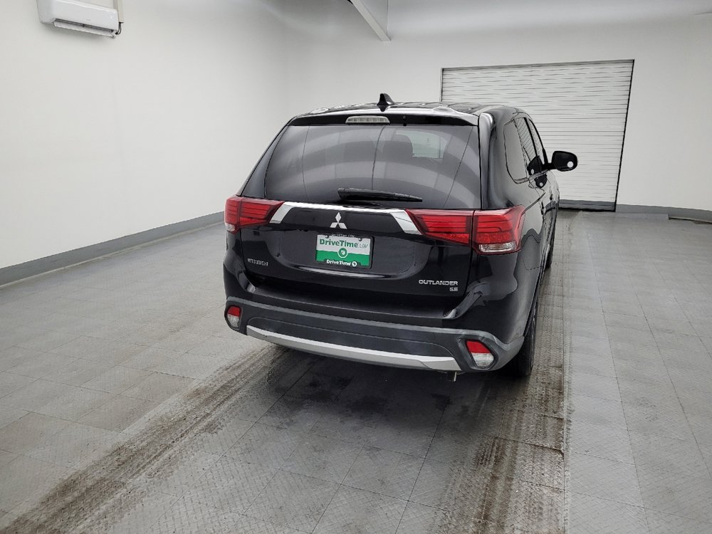 Used 2018 Mitsubishi Outlander SE image 7
