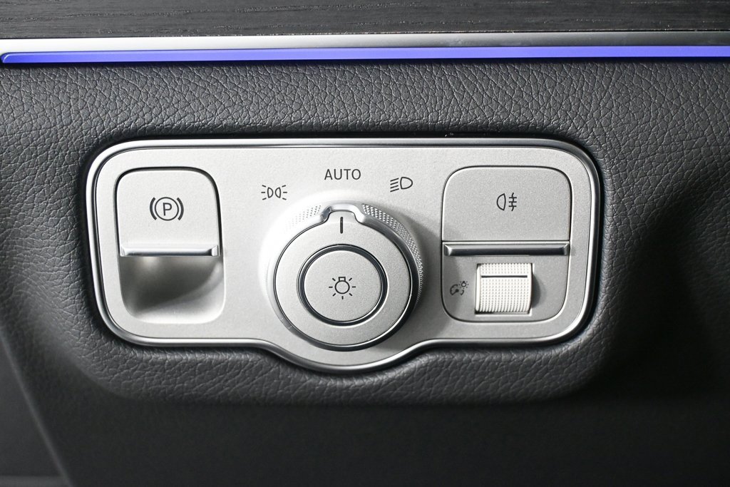 New 2026 Mercedes-Benz GLS 450 4MATIC image 9