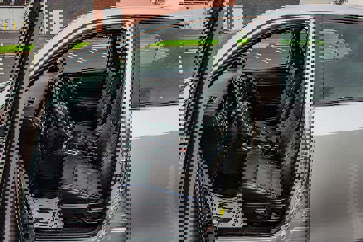 Used 2018 Toyota Corolla SE image 12