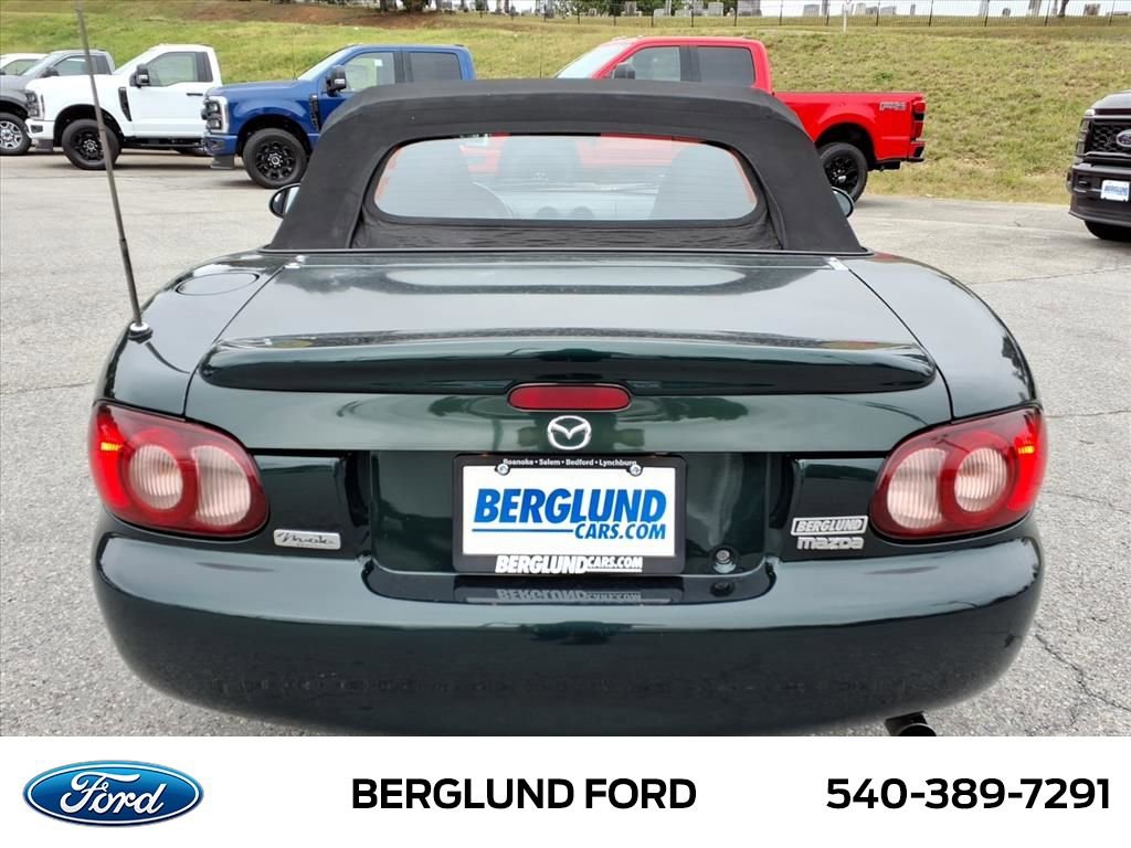 Used 2002 MAZDA MX-5 Miata image 10