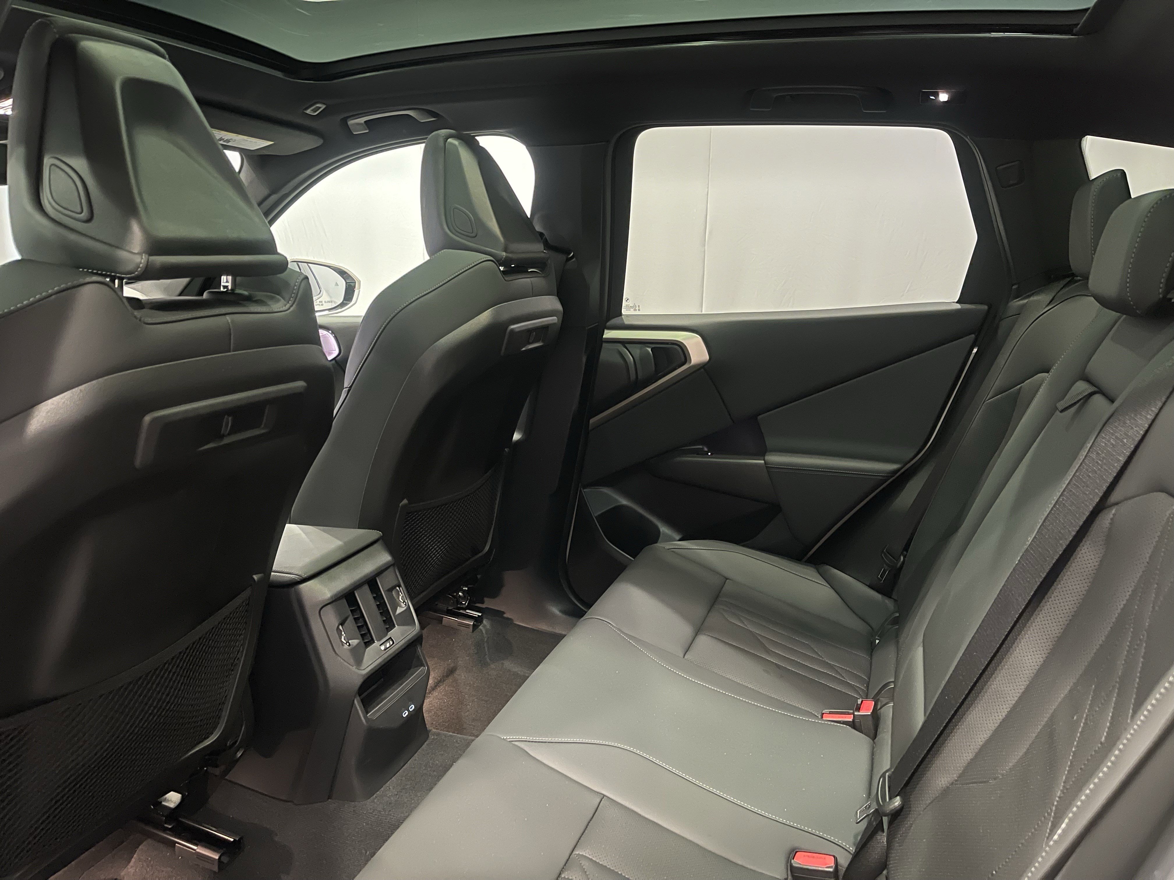 Used 2025 BMW X3 xDrive30i w/ Convenience Package image 23