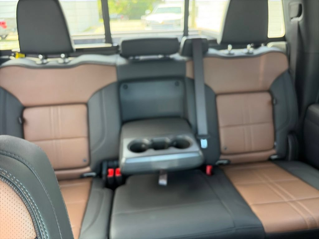 New 2026 Chevrolet Silverado 1500 High Country AWD/4WD image 13