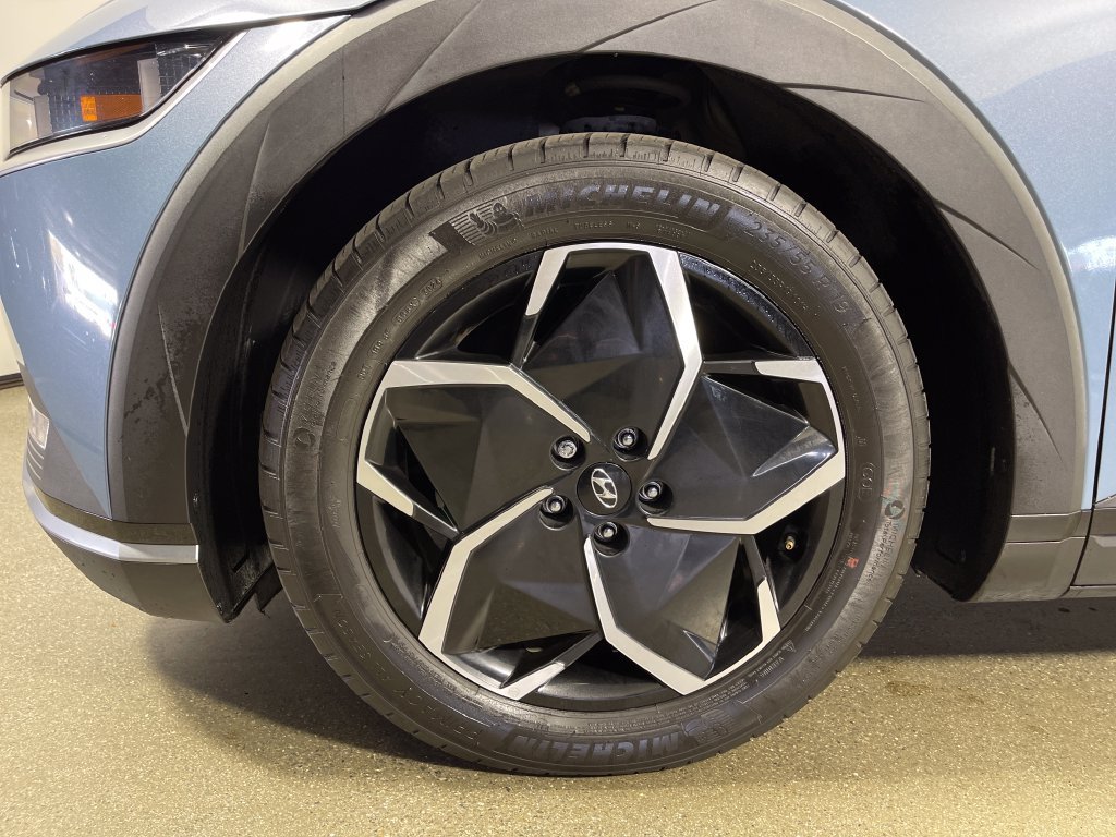 Used 2023 Hyundai Ioniq 5 SE AWD/4WD image 12