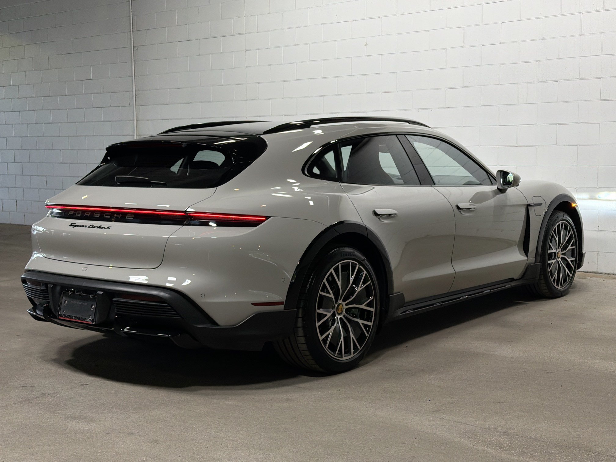 Certified 2022 Porsche Taycan Turbo S AWD/4WD image 7