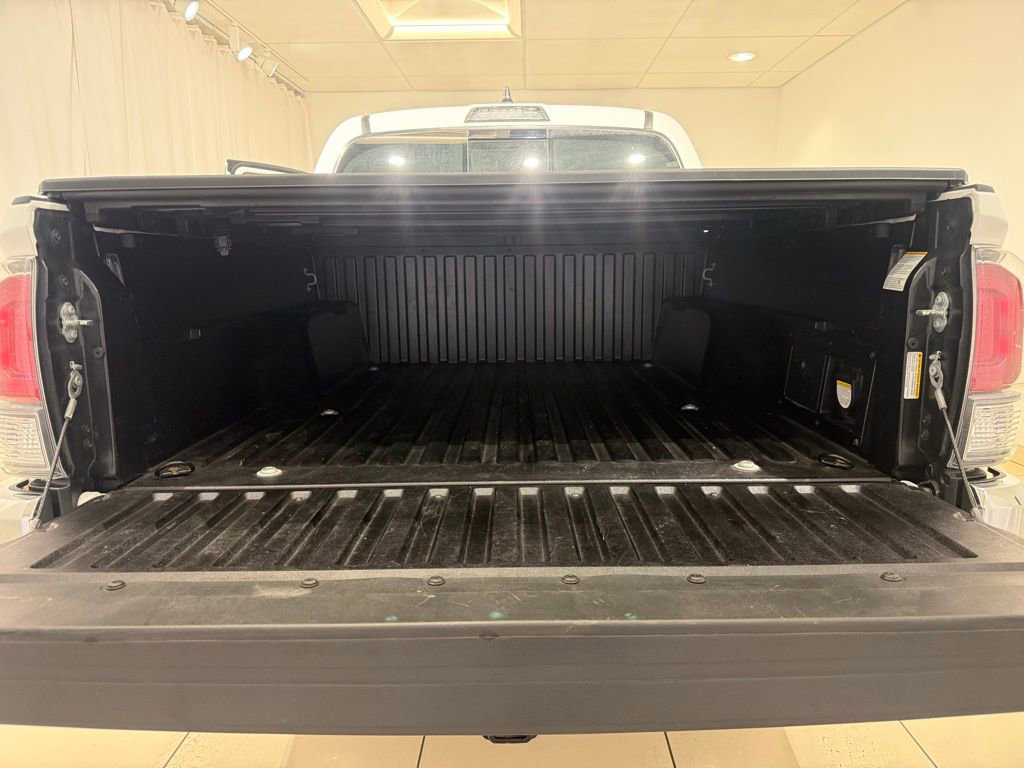 Certified 2023 Toyota Tacoma TRD Off-Road image 12