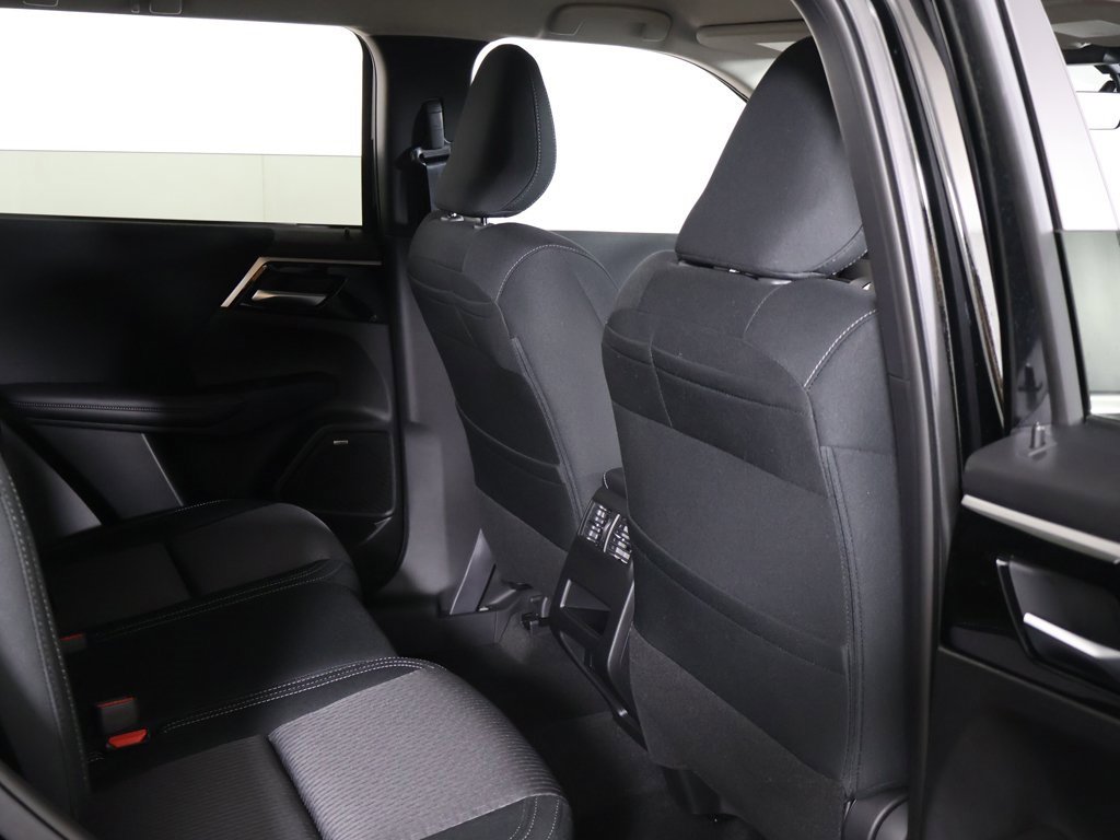 New 2026 Mitsubishi Outlander ES image 29