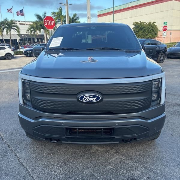 Used 2024 Ford F150 Lightning Flash w/ Max Trailer Tow Package image 8