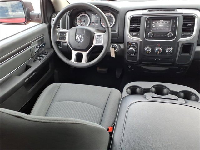 Used 2024 RAM 1500 Classic SLT image 5