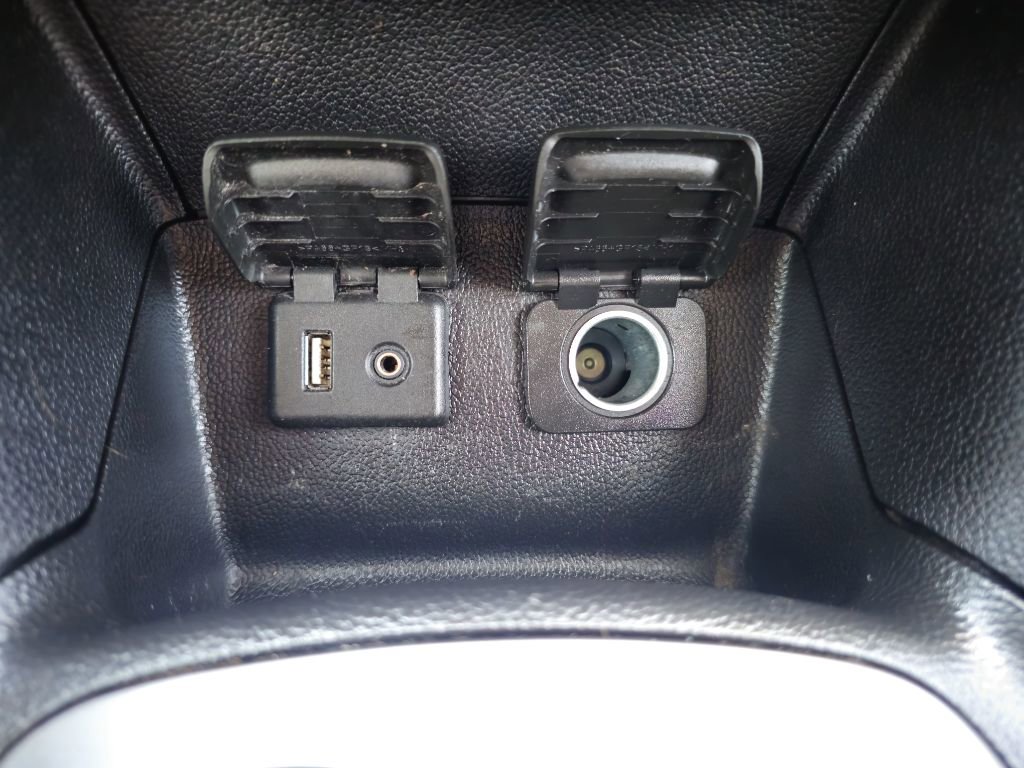 Used 2017 Chevrolet Cruze LT image 32