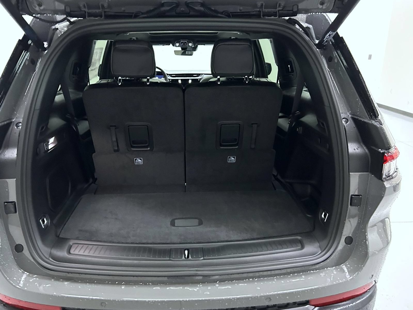 New 2027 Jeep Grand Cherokee L Limited AWD/4WD image 22