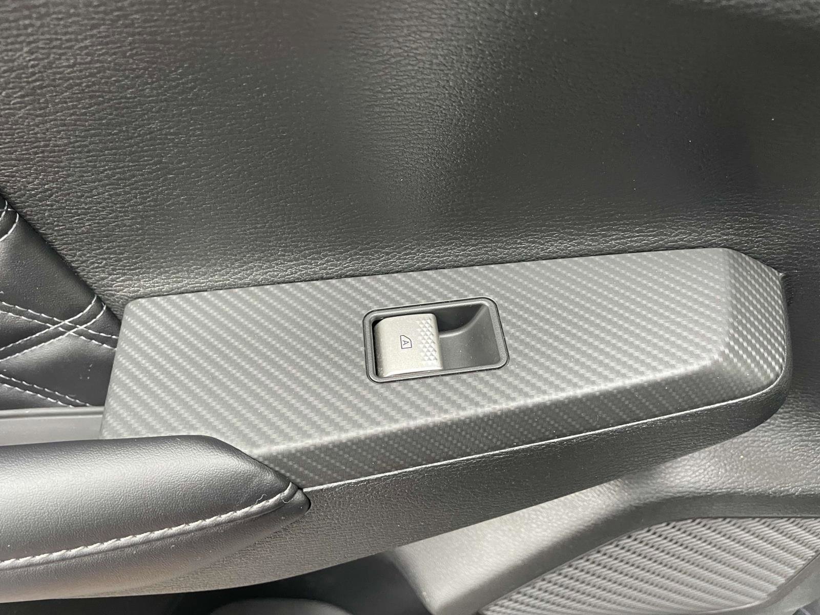 Used 2022 Mitsubishi Outlander SEL image 13