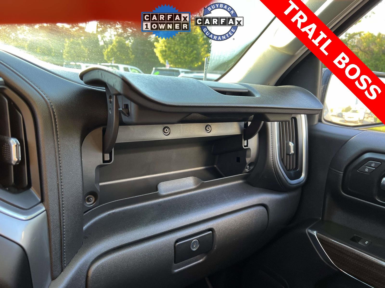 Used 2021 Chevrolet Silverado 1500 LT Trail Boss w/ Bed Protection Package image 34