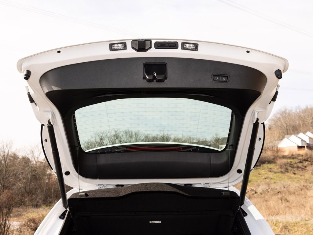 New 2026 Alfa Romeo Tonale w/ Black Premium Package image 47