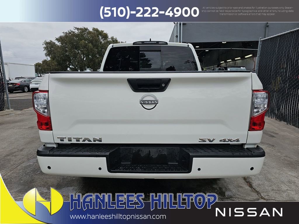 Used 2023 Nissan Titan SV image 32