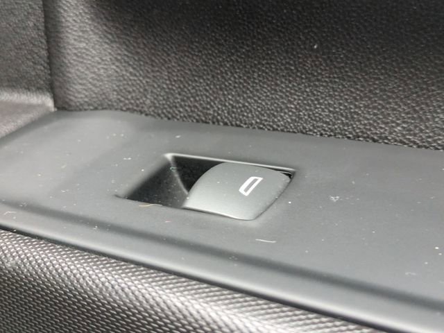 Used 2023 Chevrolet Silverado 2500 Custom w/ Custom Value Package image 31