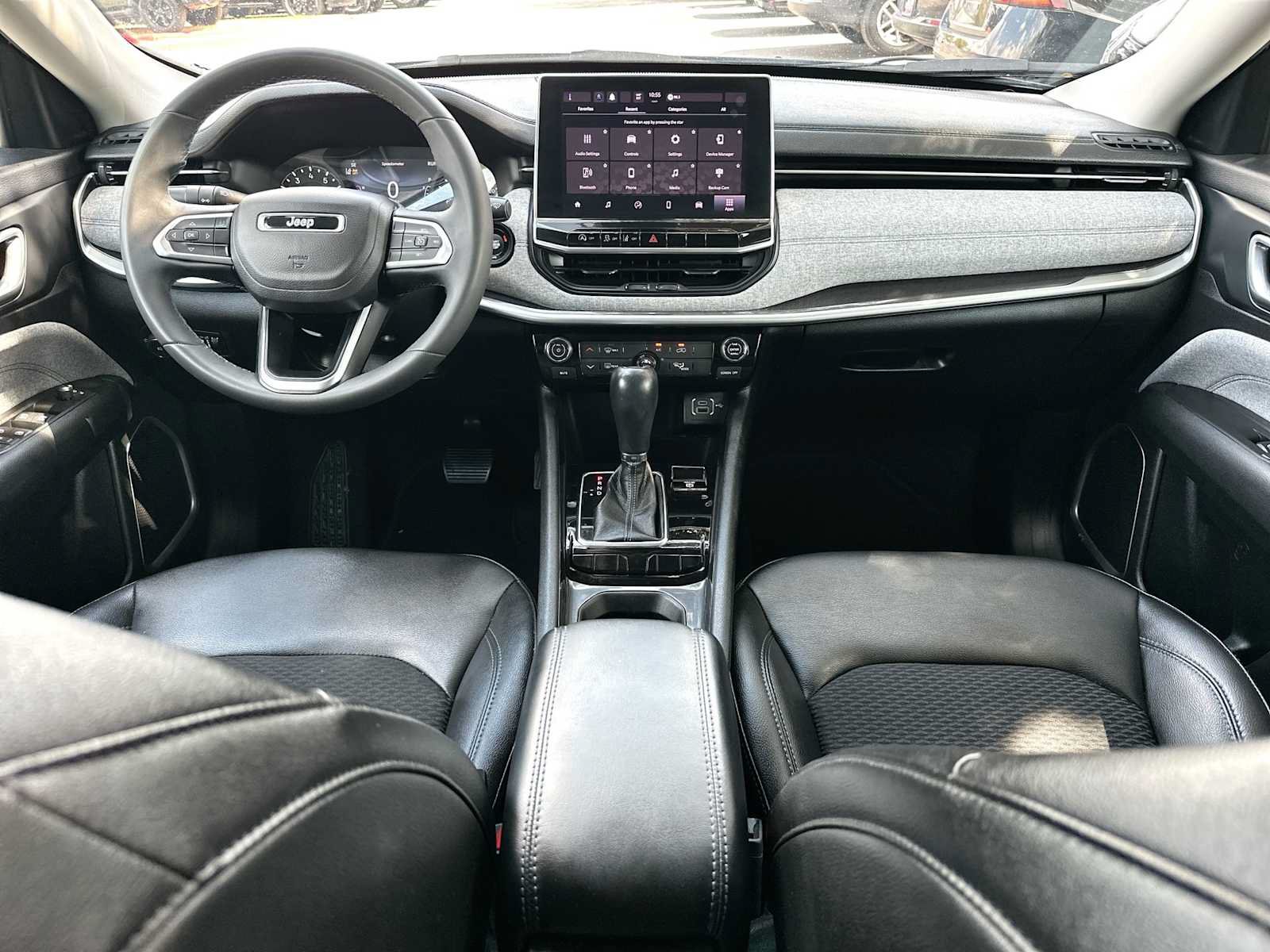 Used 2022 Jeep Compass Latitude FWD image 25
