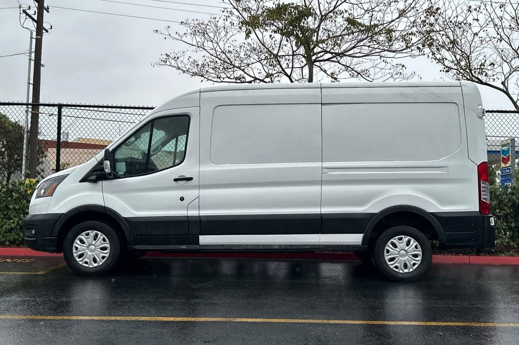 Used 2022 Ford E-Transit Medium Roof w/ Load Area Protection Package image 8