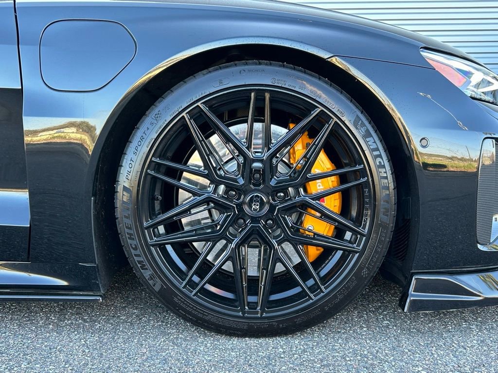 Used 2023 Audi RS e-tron GT w/ Carbon Performance Package image 44