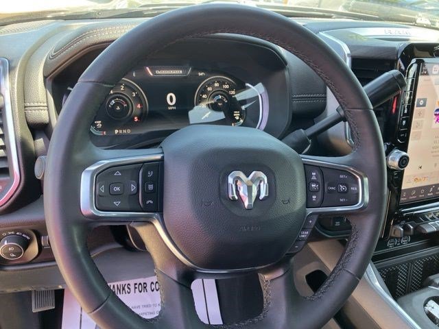 Used 2025 RAM 2500 Laramie AWD/4WD image 15