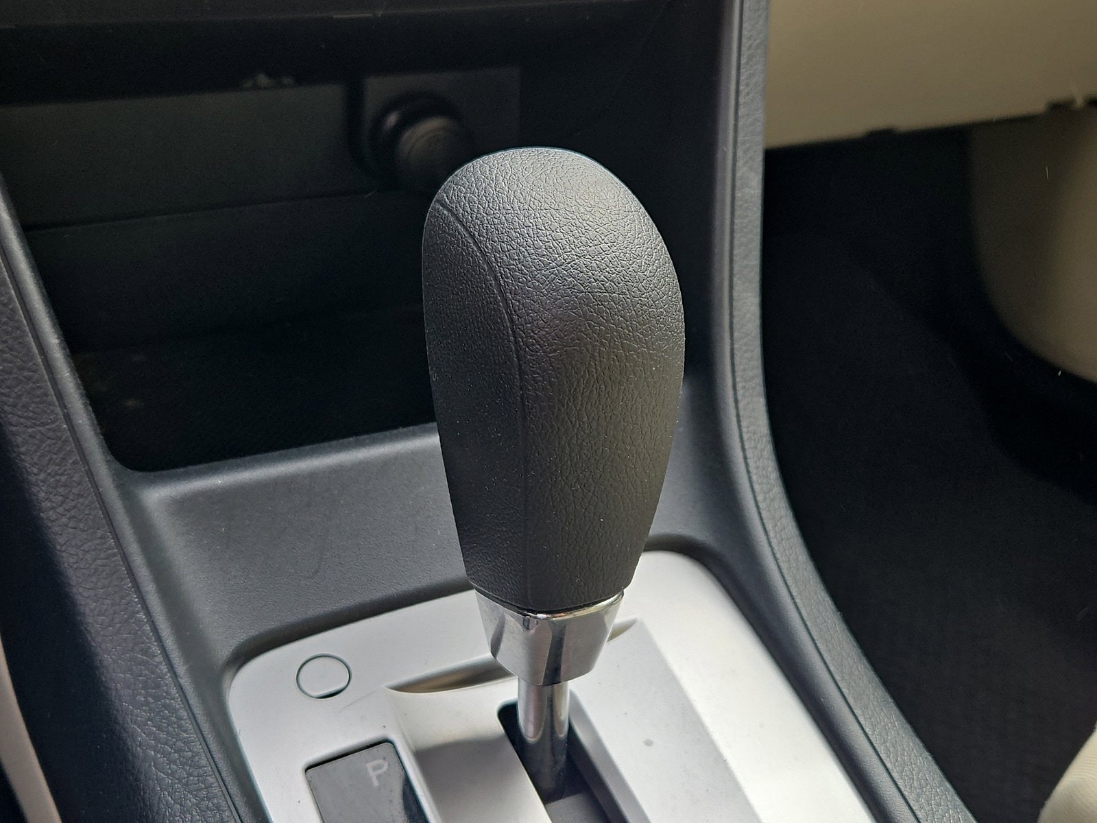 Used 2015 Subaru Impreza 2.0i Premium image 18