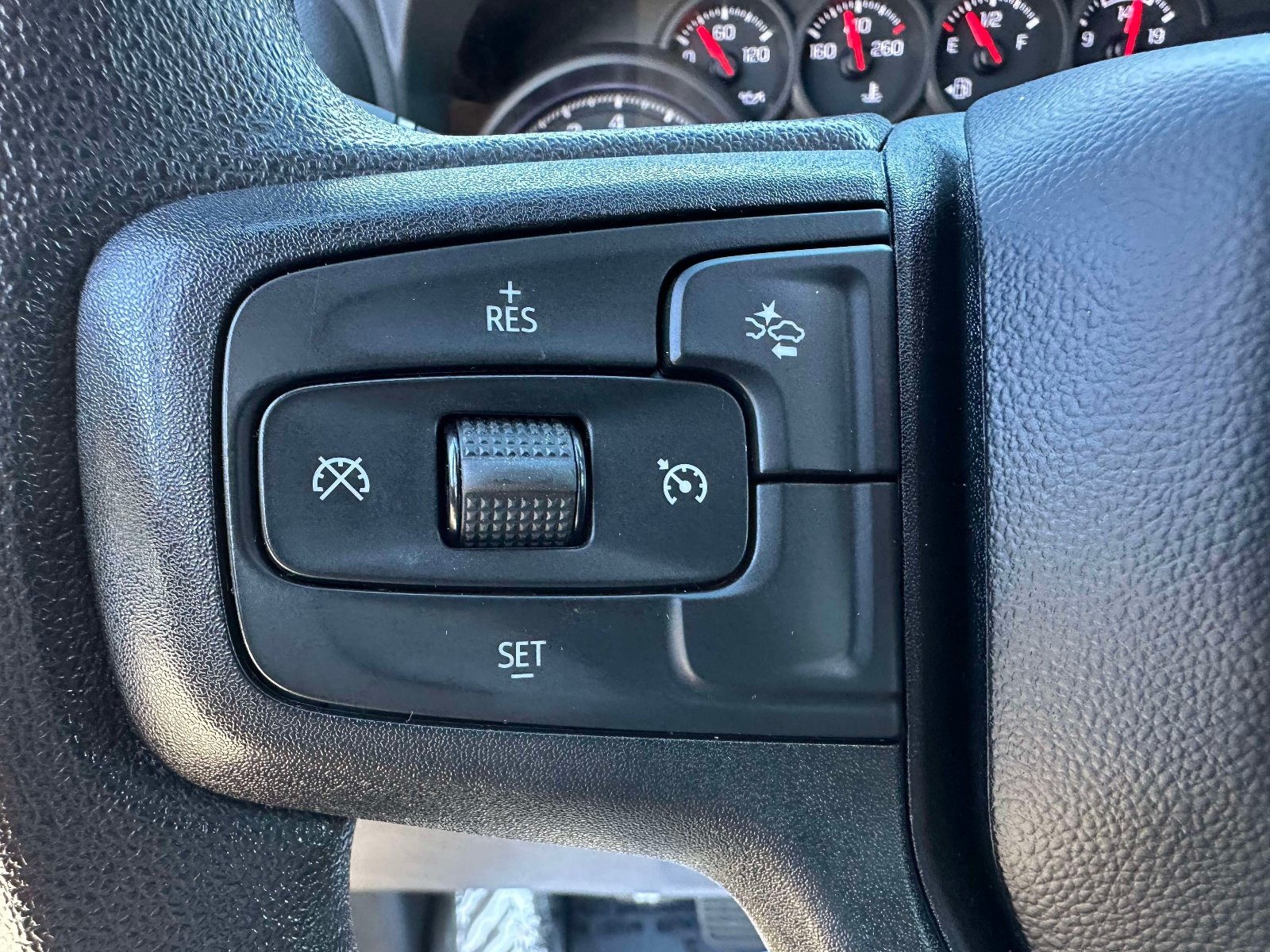 Used 2023 Chevrolet Silverado 1500 Custom AWD/4WD image 13