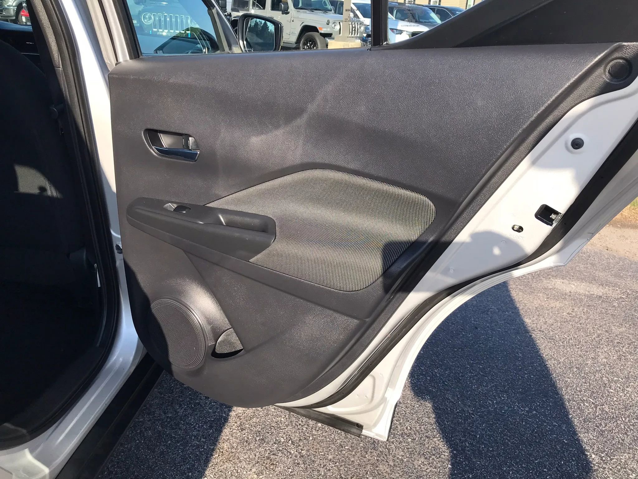 Used 2019 Nissan Kicks SV image 42