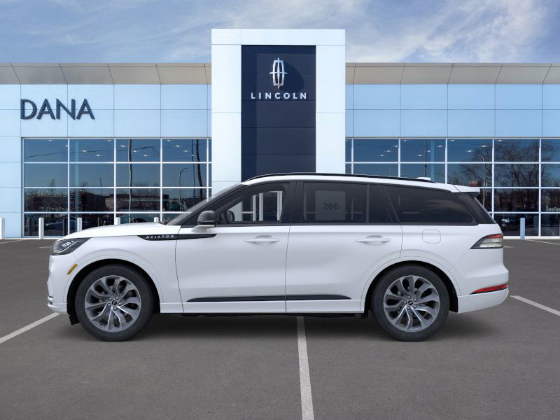 New 2025 Lincoln Aviator AWD w/ Jet Appearance Package image 3