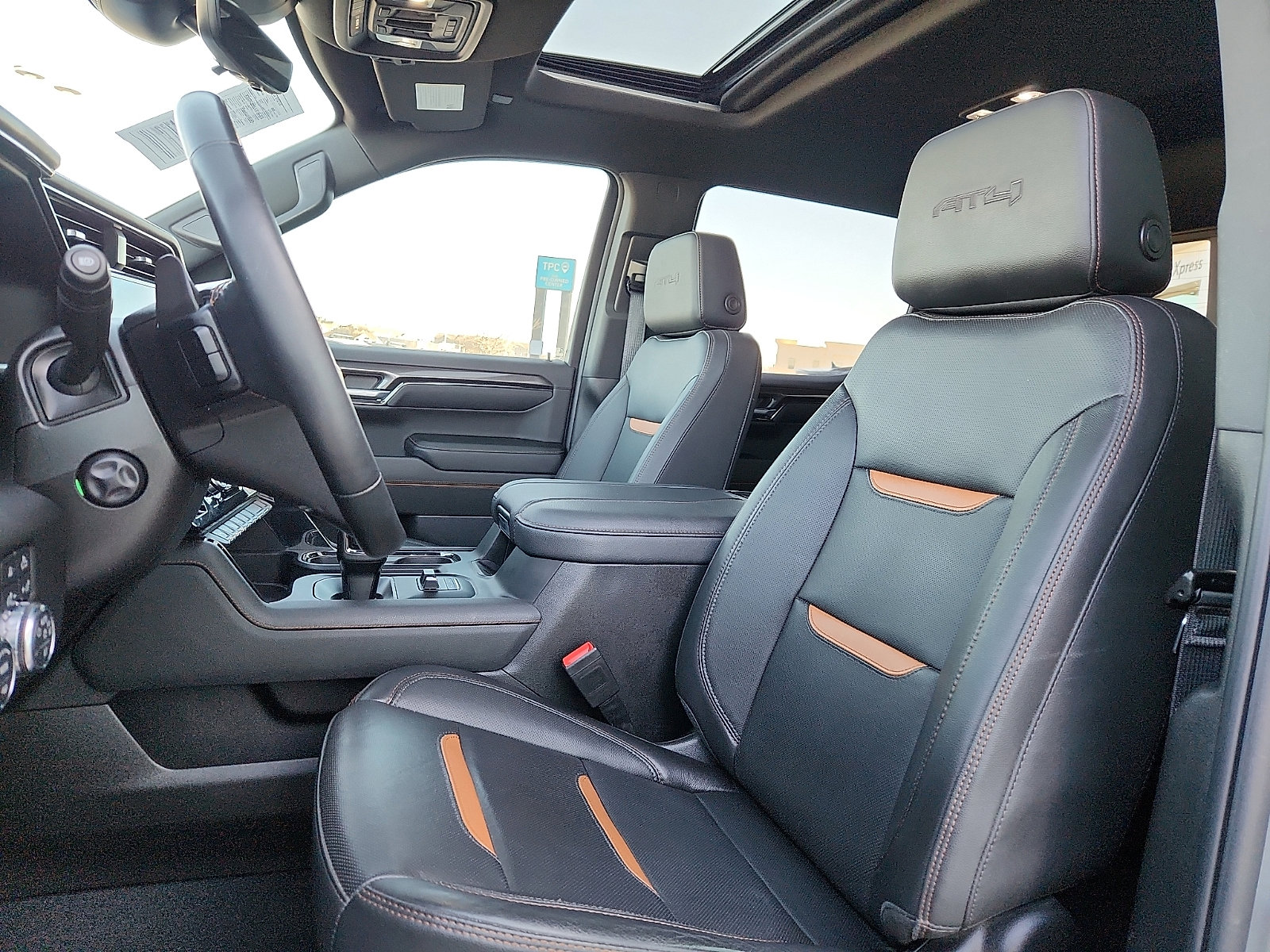 Used 2023 GMC Sierra 1500 AT4 w/ AT4 Premium Package image 13