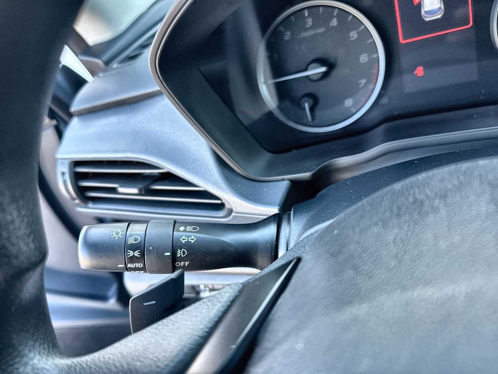 Used 2024 Subaru Crosstrek 2.0i Premium image 26