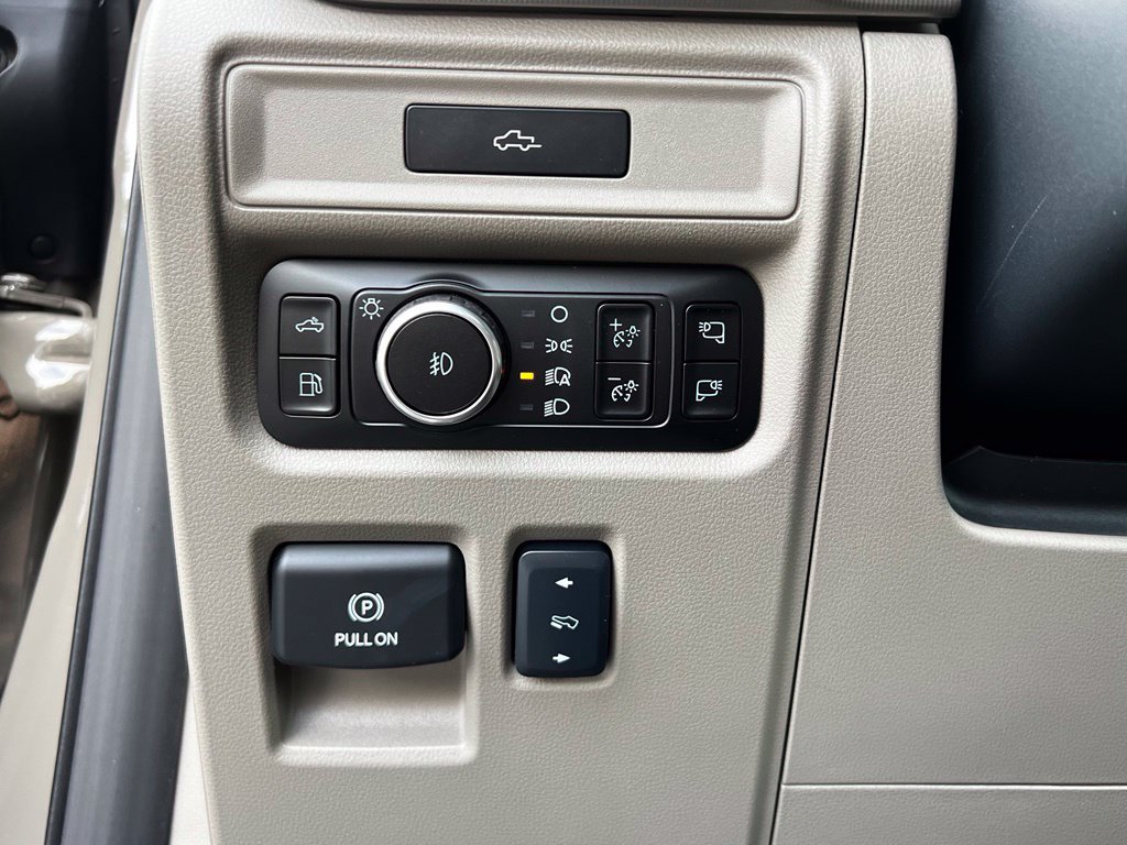 New 2026 Ford F150 Platinum w/ Equipment Group 703A Plus AWD/4WD image 24