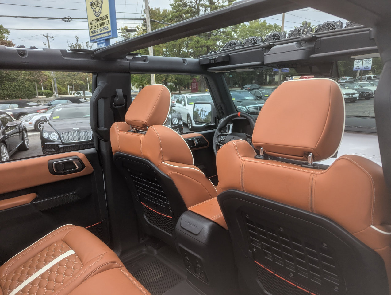 Used 2024 Ford Bronco Raptor w/ Interior Carbon Fiber Pack 6 image 70