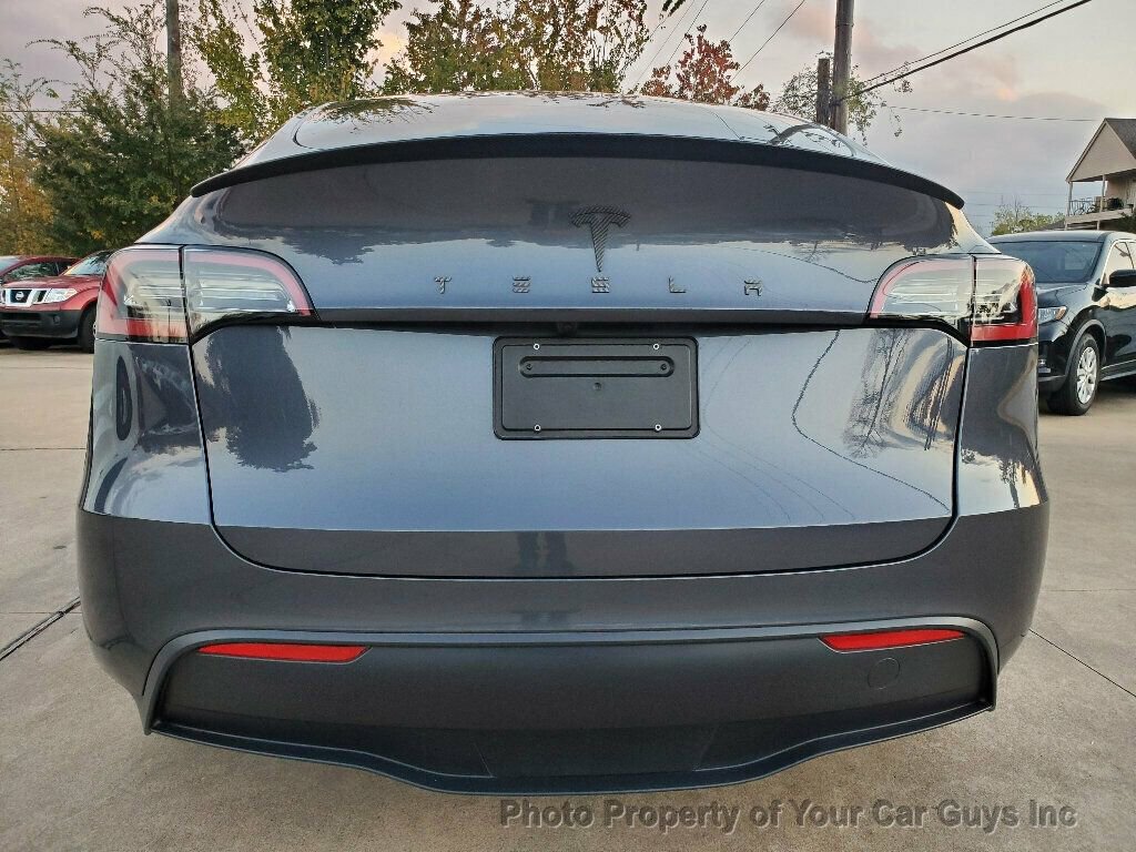 Used 2023 Tesla Model Y Performance image 20