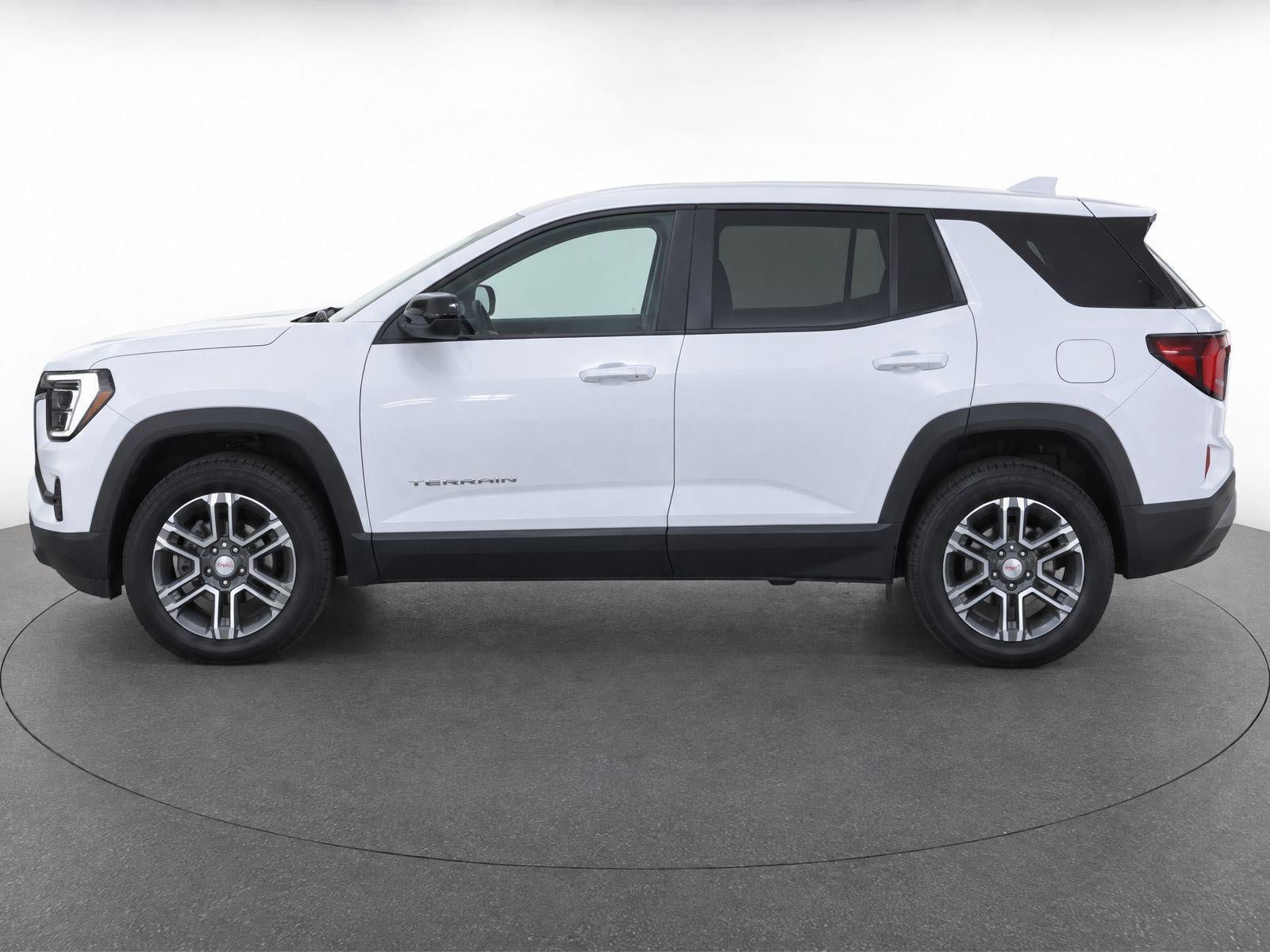 Used 2025 GMC Terrain Elevation AWD/4WD image 9