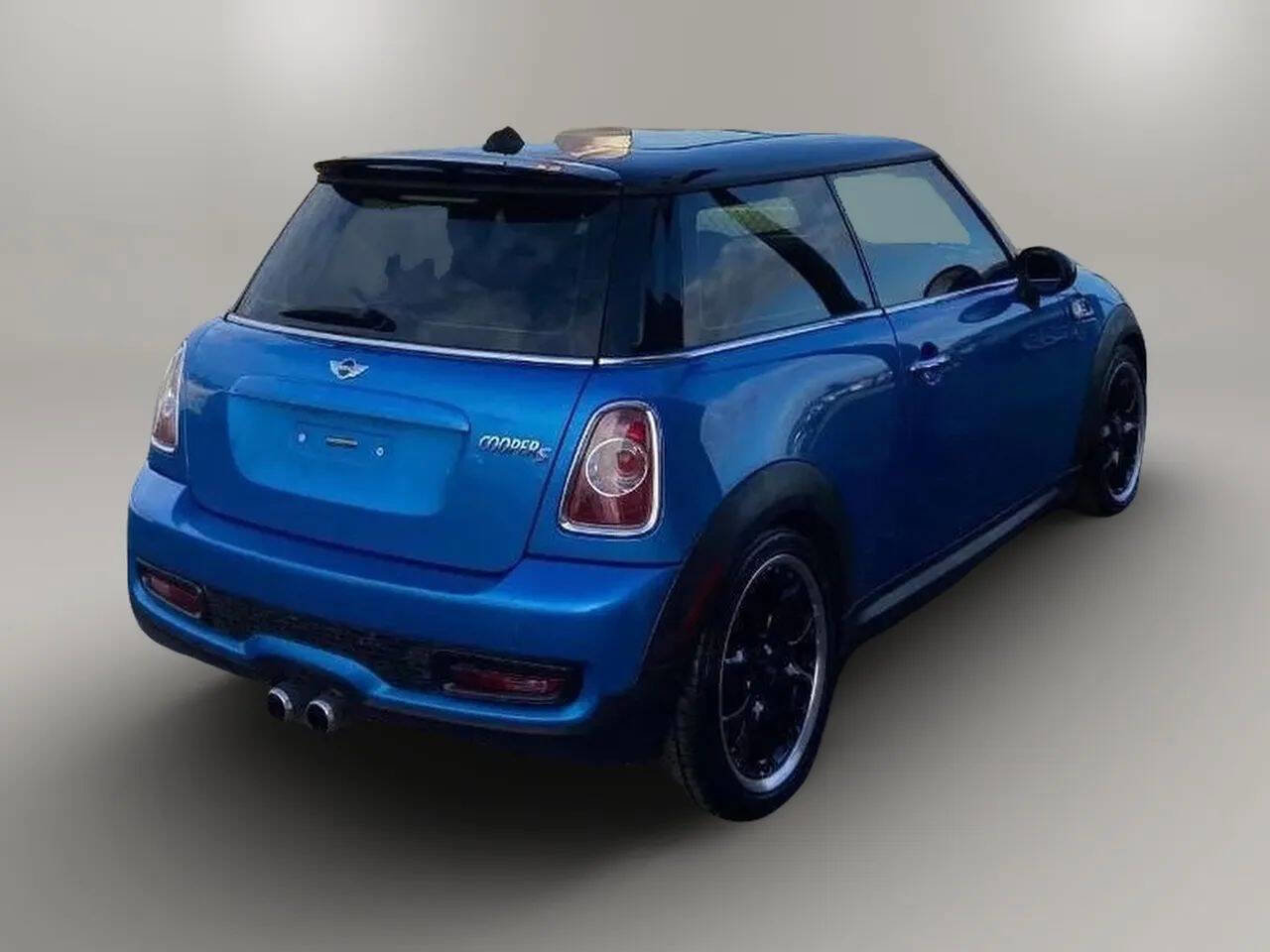 Used 2011 MINI Cooper S image 6